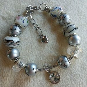 Hand-Crafted Luxury Jewel Bracelet (Great gift for Women or Girls)